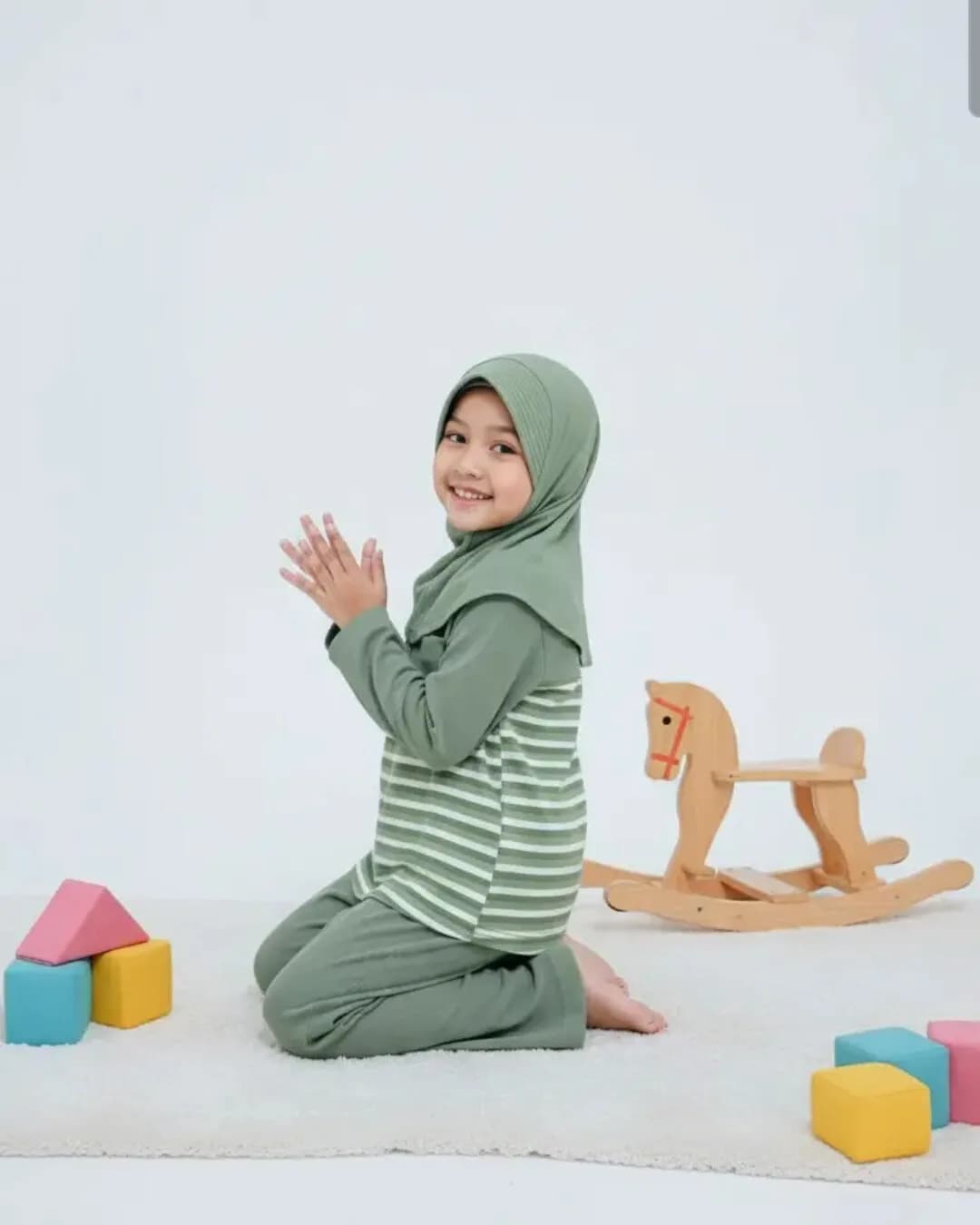 MAMIEKIDS ONESET COZY SAGE - Setelan Anak Perempuan Knit Nyaman 4