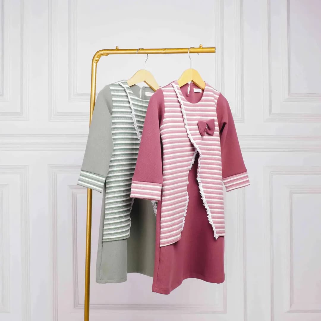 SABBIYA Dress Anak Perempuan Muslim Salur Dusty Sage Outfit Lebaran Kekinian 3